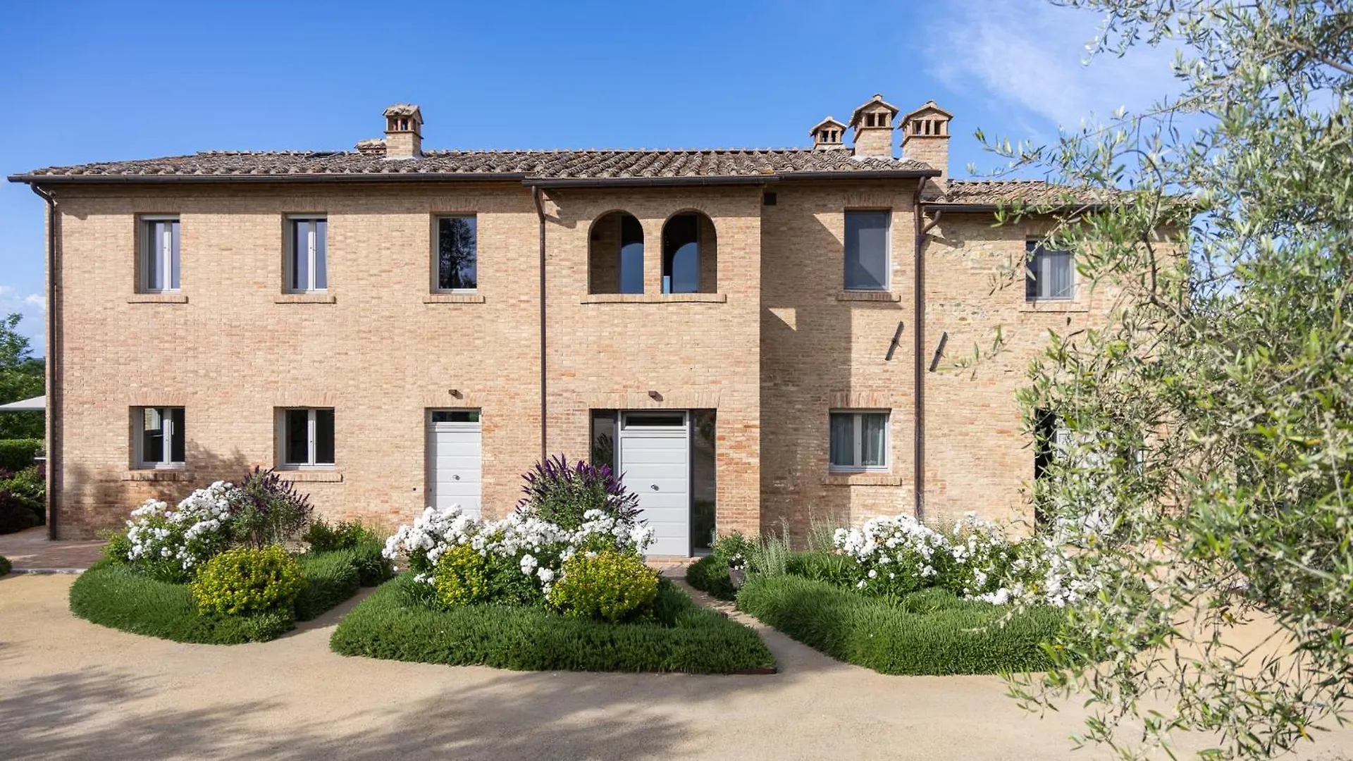 Villa La Fonte Di Santa Regina 16 Siena Italia